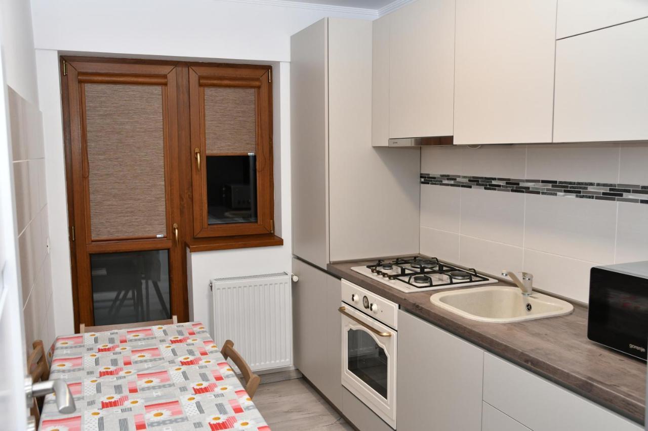 Toporasi Apartament Apartment Craiova Luaran gambar