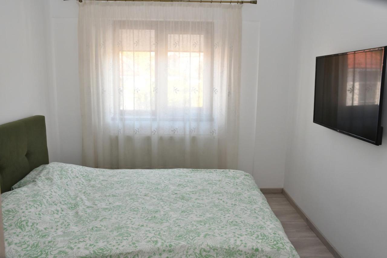 Toporasi Apartament Apartment Craiova Luaran gambar