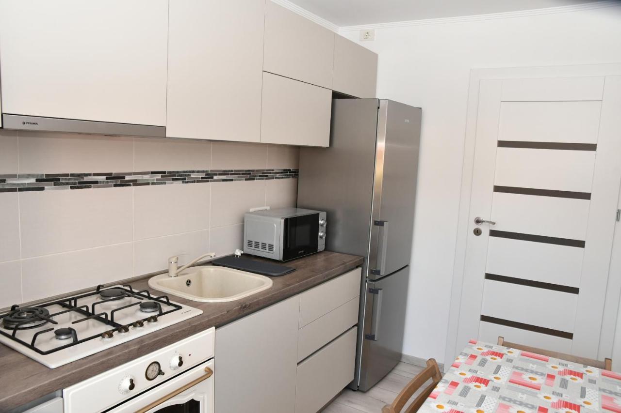 Toporasi Apartament Apartment Craiova Luaran gambar